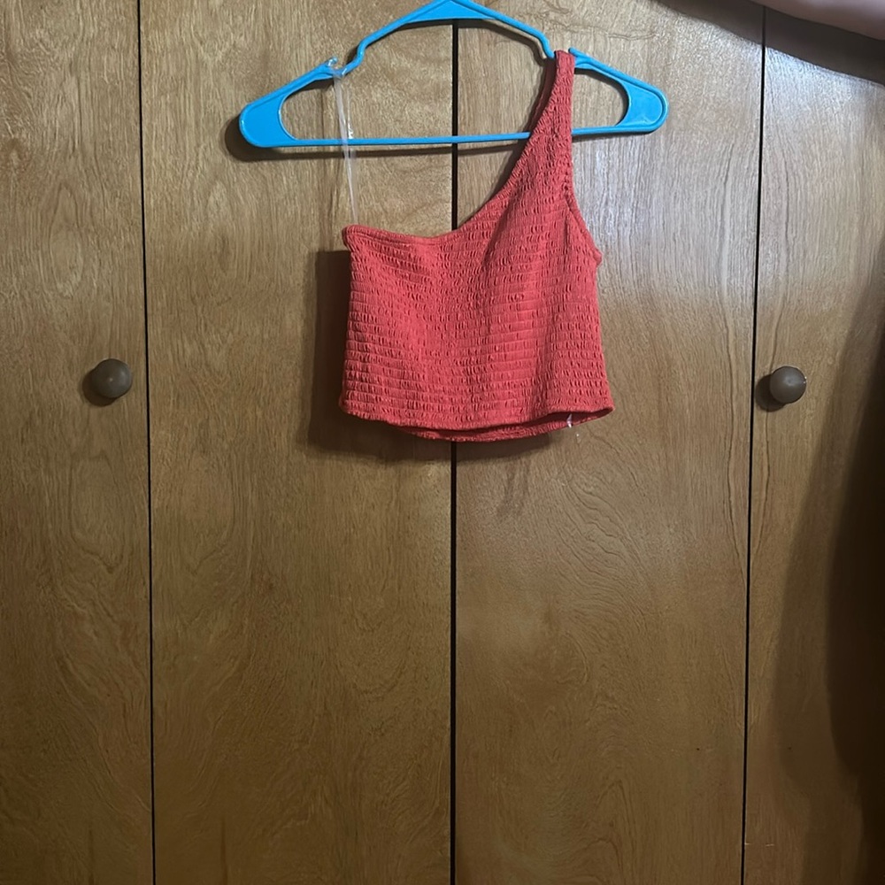 RUE 21 one shoulder crop top